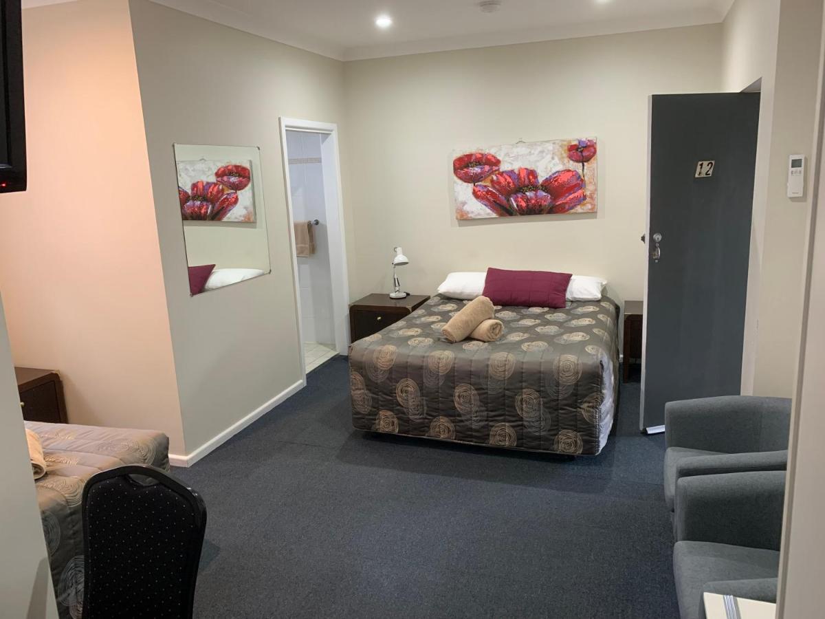אוברון Titania Motel מראה חיצוני תמונה