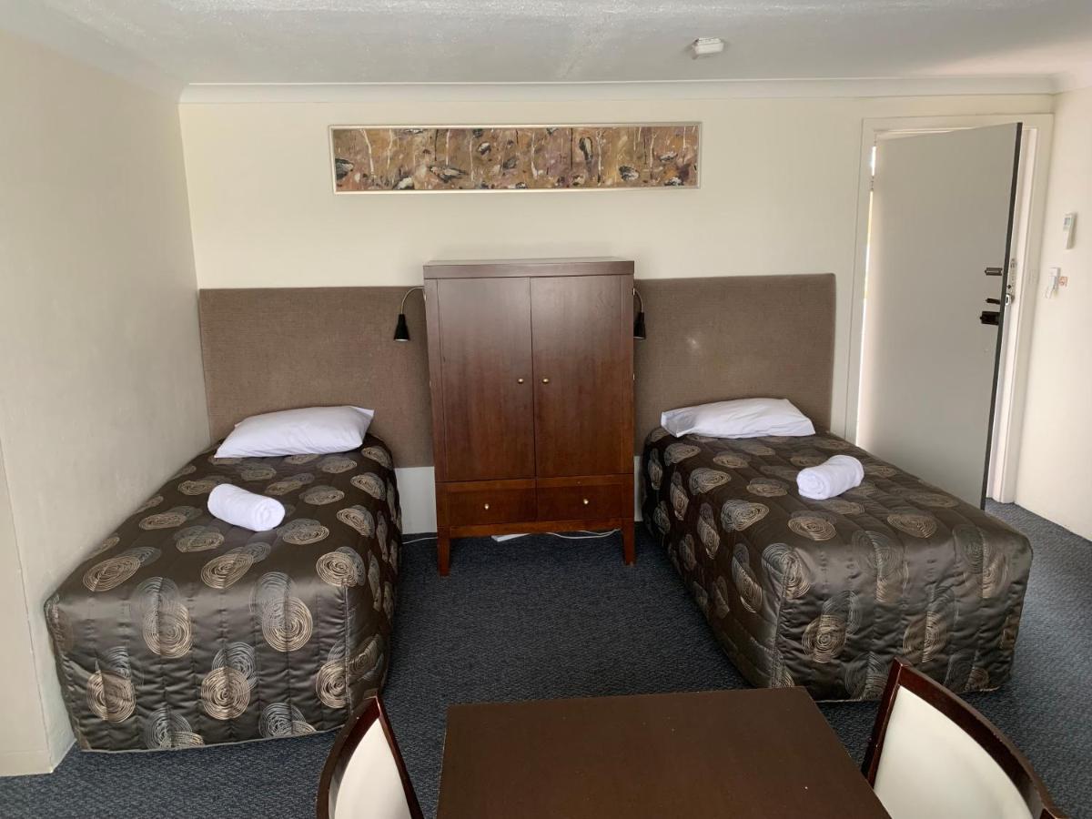 אוברון Titania Motel מראה חיצוני תמונה