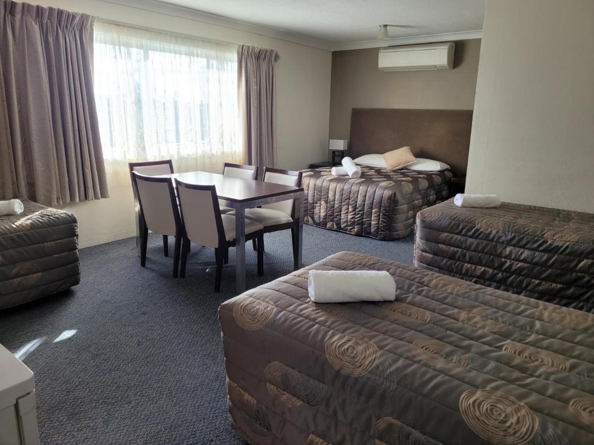 אוברון Titania Motel מראה חיצוני תמונה