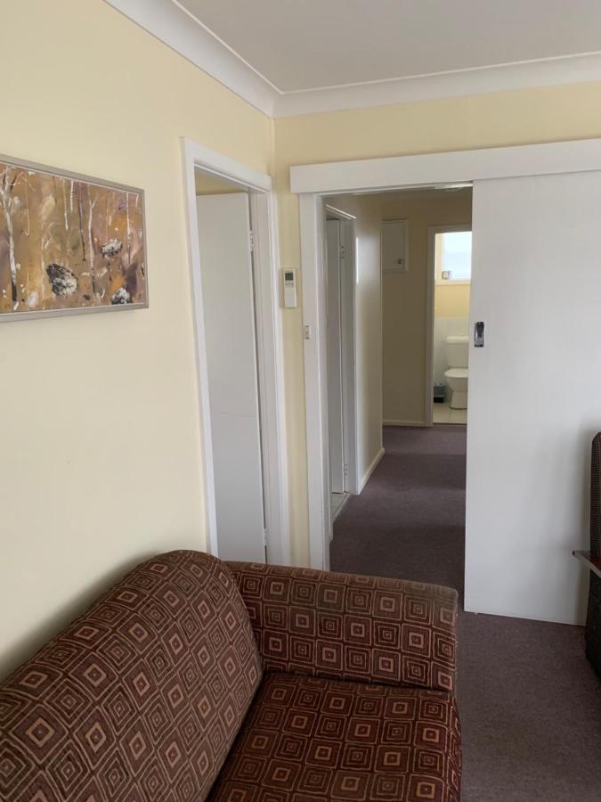 אוברון Titania Motel מראה חיצוני תמונה