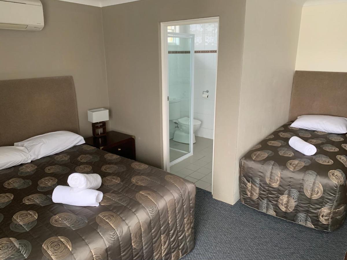 אוברון Titania Motel מראה חיצוני תמונה
