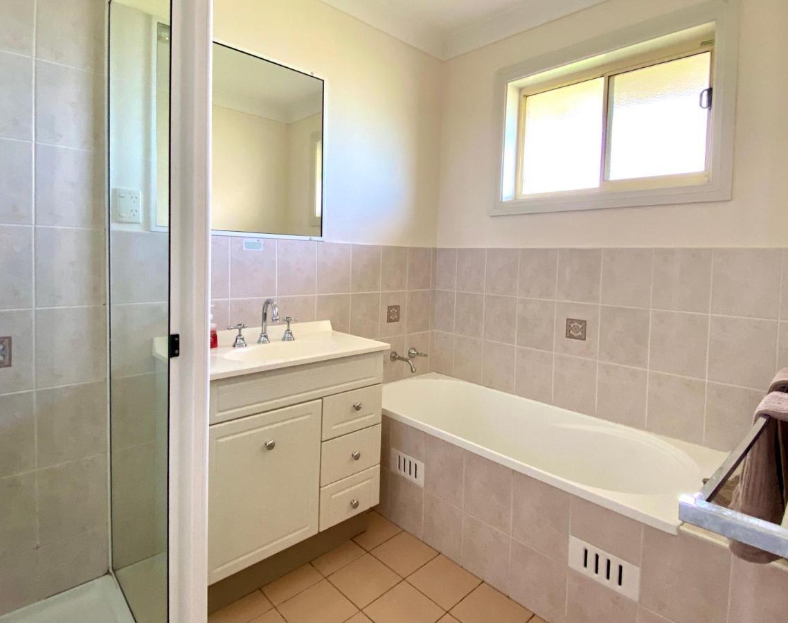 אוברון Titania Motel מראה חיצוני תמונה