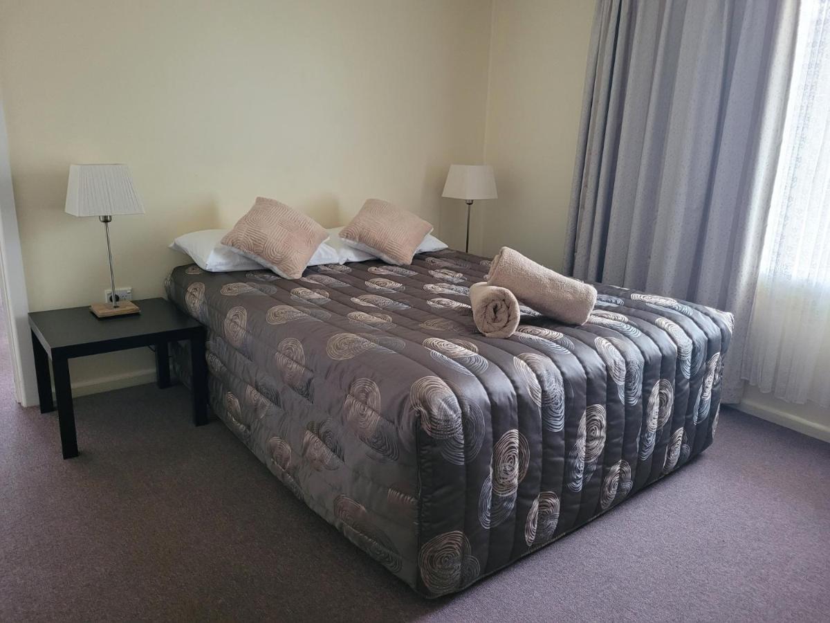אוברון Titania Motel מראה חיצוני תמונה