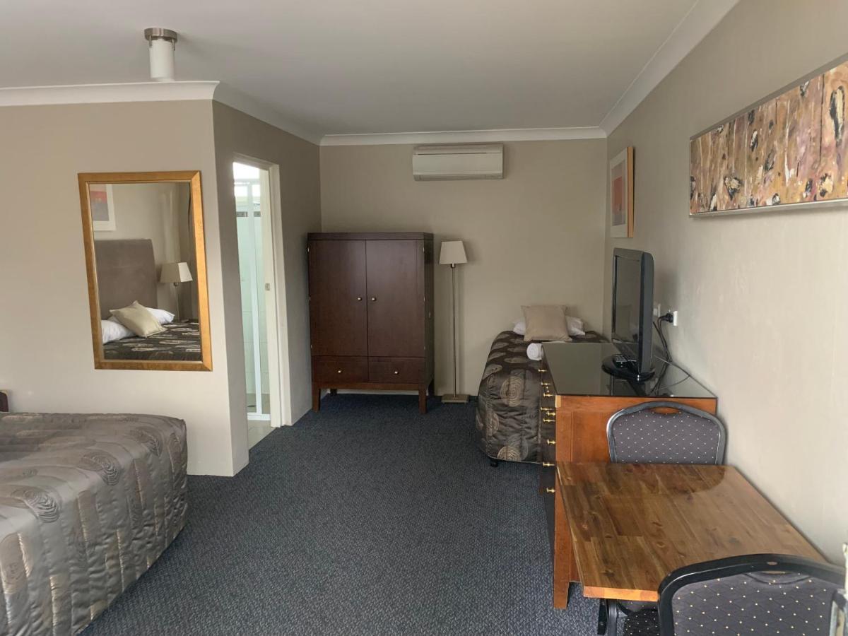 אוברון Titania Motel מראה חיצוני תמונה
