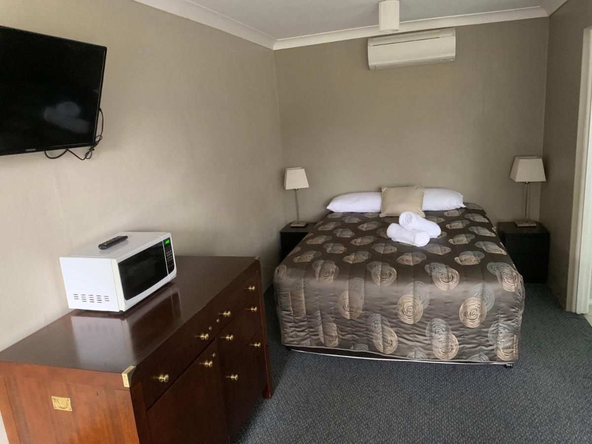 אוברון Titania Motel מראה חיצוני תמונה